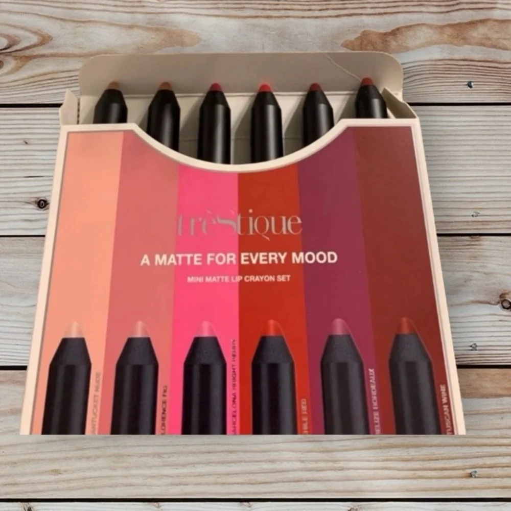 Trestique crayons lip/face/eye bundle all new in box